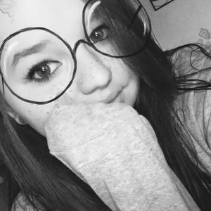 Meet your Posher, Chrissy